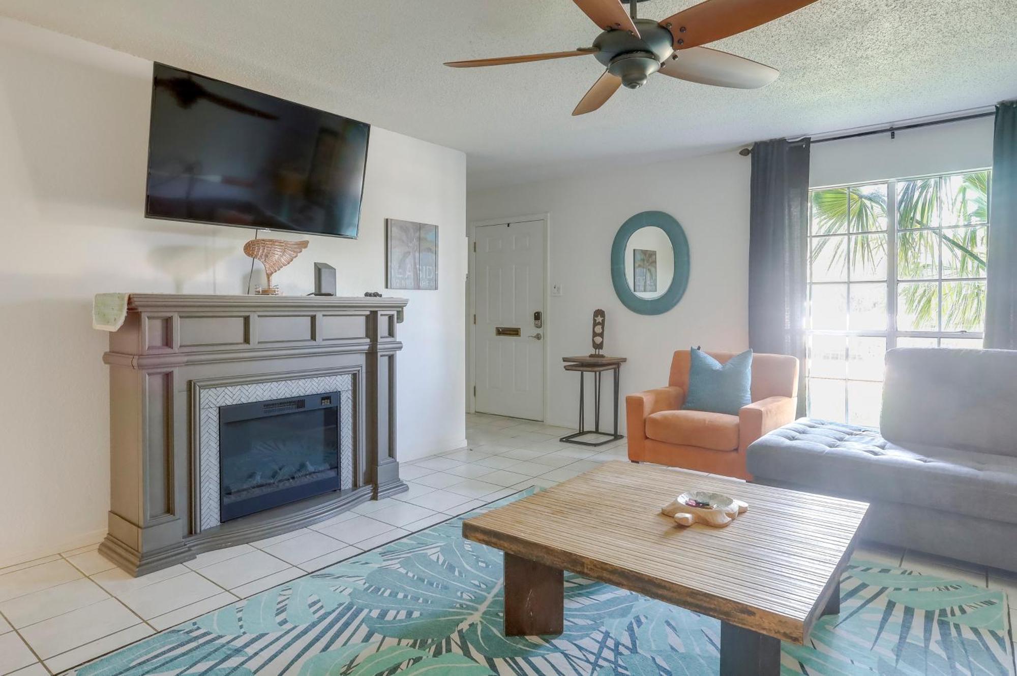 Holiday home Townhome Near In Furnished Patio! *